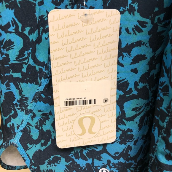 ❣️Rare NWT Lululemon 5 Mile Singlet❣️ - Picture 7 of 10